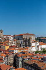 Fototapeta na wymiar stare miasto w Porto