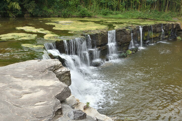 三木のナイアガラ(黒瀧)