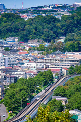 神奈川県横浜市金沢区の電車のある風景