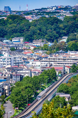 Fototapeta premium 神奈川県横浜市金沢区の電車のある風景