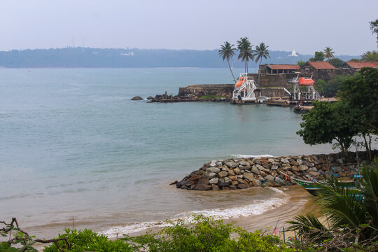 The coastal landscape of Sri Lanka from Galle fort, background image
