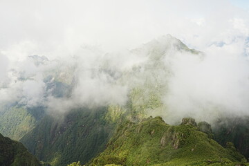 Fansipan Mountain called Roof of Indochina and Sea of Clouds in Sapa, Vietnam - ベトナム サパ ファンシーパン 山