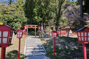 美しい稲荷神社の風景