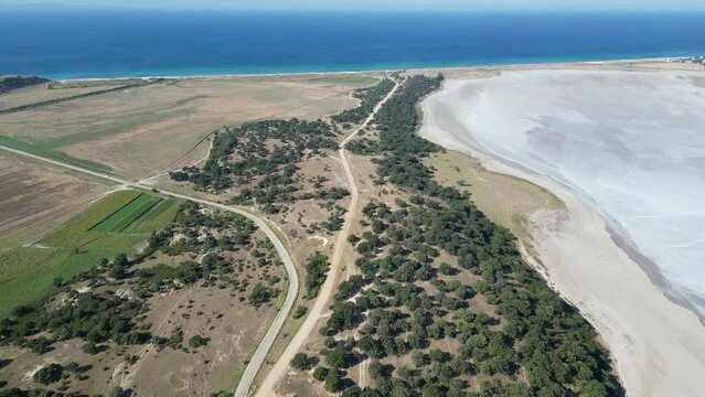 Enez district, located in the city of Edirne, Izmir, Turkey, is rich in sea tourism. It is famous for its clean and long beaches and forests. There are also 2 Tuz lakes in the region.