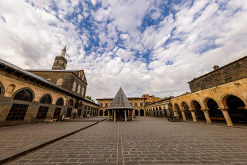 DIYARBAKIR, TURKEY, 05 OCTOBER 2023: View of the Grand Mosque (Ulu Cami), the central of Diyarbakir,