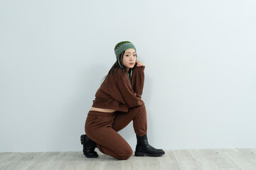 若い女性ダンサー