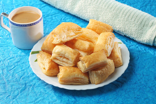 puff pastry, khari biscuit, butter khari biscuit