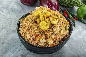Stir fried rice with prawns