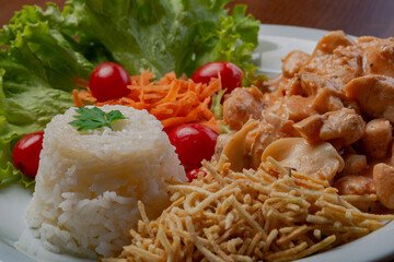 Chicken Stroganoff, a tasty, healthy and quick-to-prepare dish
