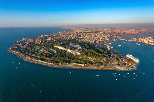Aerial view of Topkapi Palace, Old City and Golden Horn, Istanbul, Turkey.