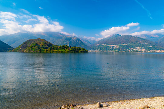 A view of Colico and Piona, Lake Como, and the surrounding mountains.
