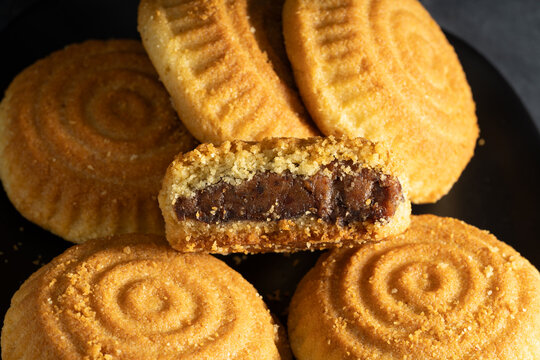 Turkish dessert mamul with date fruit