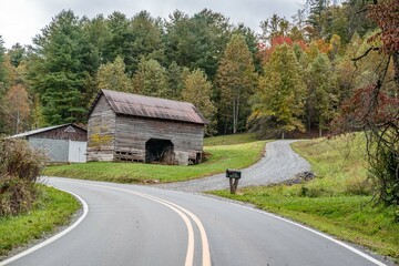 autumn barn