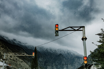 Traffic lights in the mountains