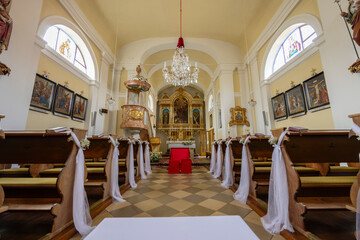 Fototapeta na wymiar Wedding decoration of the church