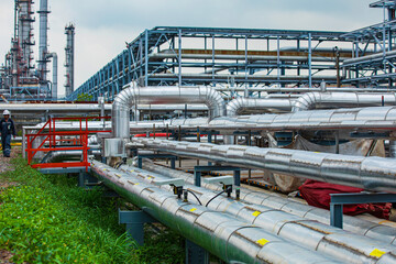 Pipeline plant steam vessel and column tank oil of Petrochemistry
