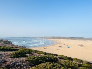 Ocean coast, ocean bay, ocean horizon, blue sky