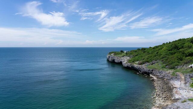 Time Lapse of Chong Isariyabhorn or Chong Kao Kad, Koh Sichang, Chonburi, Thailand