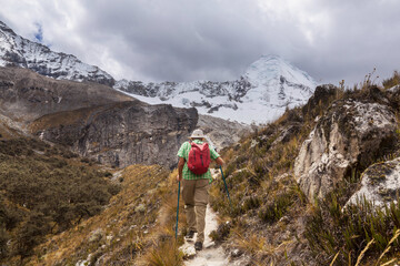 Fototapeta premium Hike in Cordillera