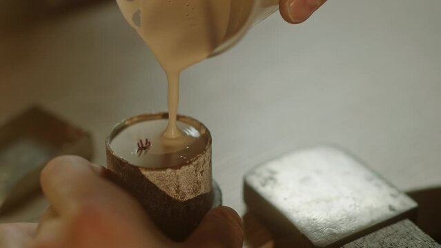 Process of making refractory plaster used during gold casting