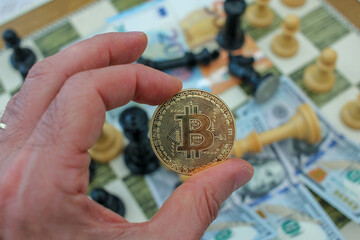 Fototapeta premium a bitcoin is in my hand