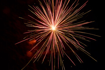 Obraz premium big burst of colorful fireworks 