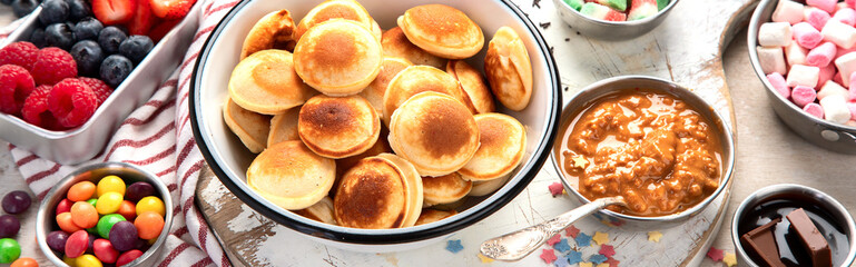 Small American pancakes.