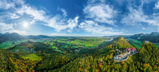Romantischer Herbstnachmittag nahe Burg Falkenstein im Ostallgäu, 360° Rundblick - obrazy, fototapety, plakaty