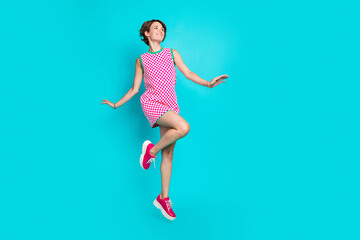 Fototapeta na wymiar Full size photo of jumper model have good time atmosphere new brand introduction dreamy look novelty lady isolated on blue color background