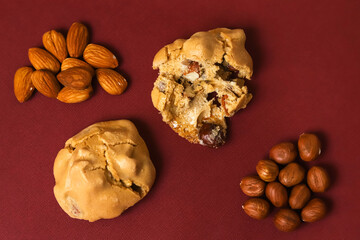 Meringue walnut-coffee cookies 