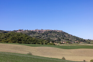 Fototapeta na wymiar The rural landscape near Pienza in Tuscany. Italy