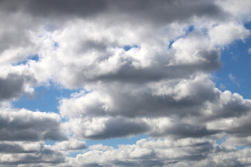 Fototapeta na wymiar Cloudy Fall Skies