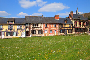 Maisons à colombage au Bec-Hellouin, Normandie, France