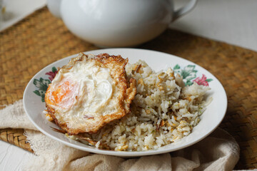 Fried rice (nasi goreng kampung) and fried egg
