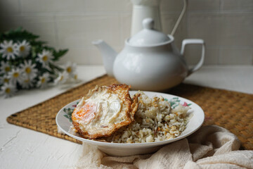 Fried rice (nasi goreng kampung) and fried egg