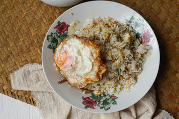 Fried rice (nasi goreng kampung) and fried egg