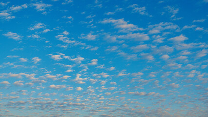 Obraz premium Blue sky with clouds