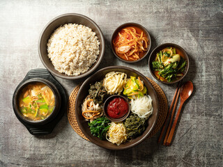 Bibimbap, Korean mixed rice with vegetable