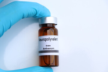 neuro polyvalent, Snake antivenoms in a vial, Serum for injection to prevent venom from snake bites