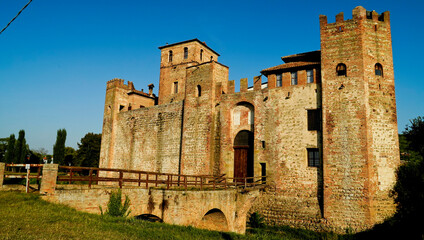 Fototapeta na wymiar Castello Di Valbona, Lozzo Atestino. Padova. Italia