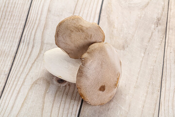 Raw Eringi mushrooms for cooking