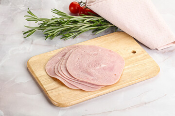 Sliced pork ham for sandwiches