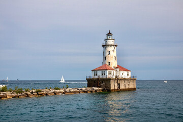 Fototapeta na wymiar Historic old lighthouse on Lake Michigan in Chicago, Illinois, USA 