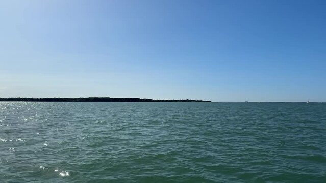 Ile d'aix vue de la mer - Charentes maritimes