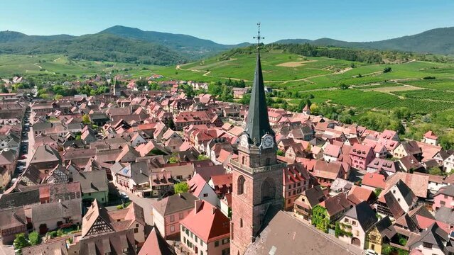 Bergheim, Alsace, France. Vue a&eacute;rienne de l'un des plus beaux villages de France