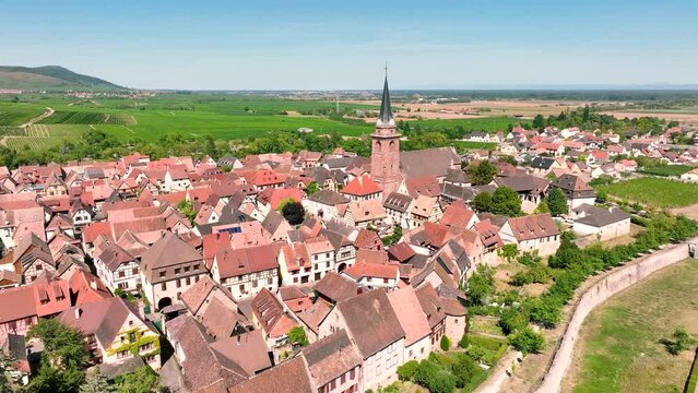Bergheim, Alsace, France. Vue a&eacute;rienne de l'un des plus beaux villages de France