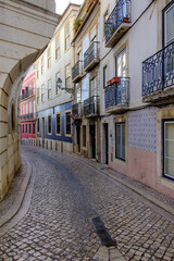 Lisbon Alfama Streets - 665106186