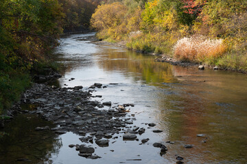autumn arrives to the banks of the river
