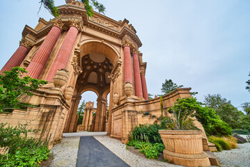 Fototapeta premium Decaying ruin of ancient Rome trail through open air rotunda at Palace of Fine Arts