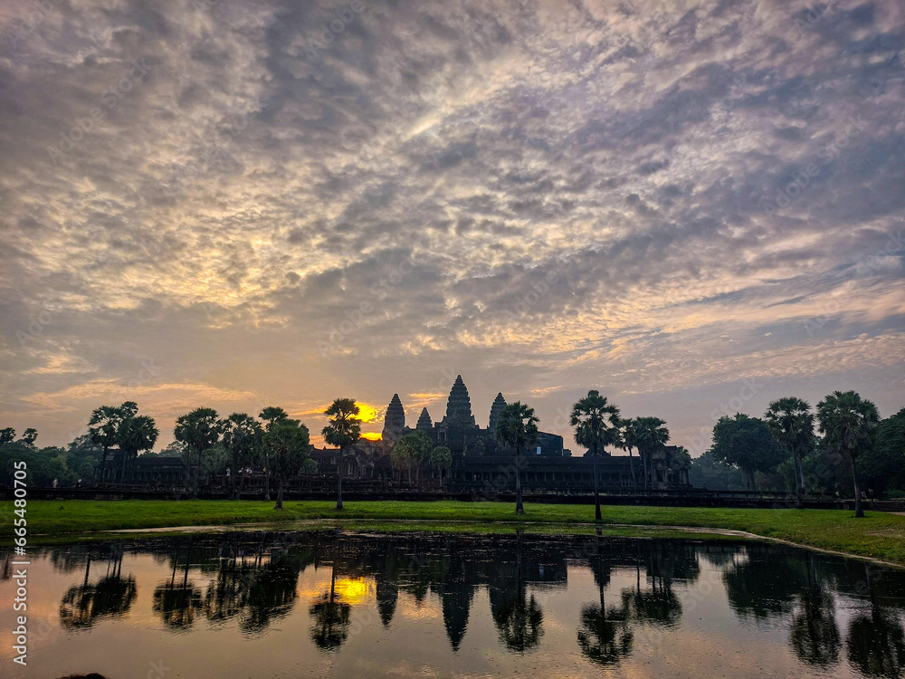 Wall mural Sunrise at Angkor Wat Cambodia